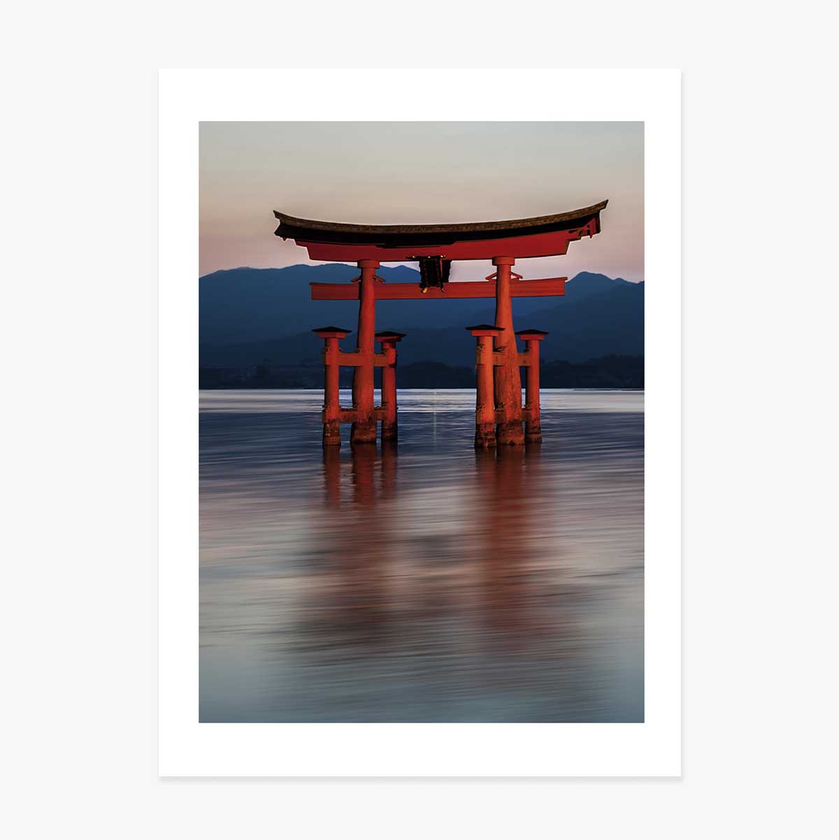 Plakat przedstawiający Bramę Torii
